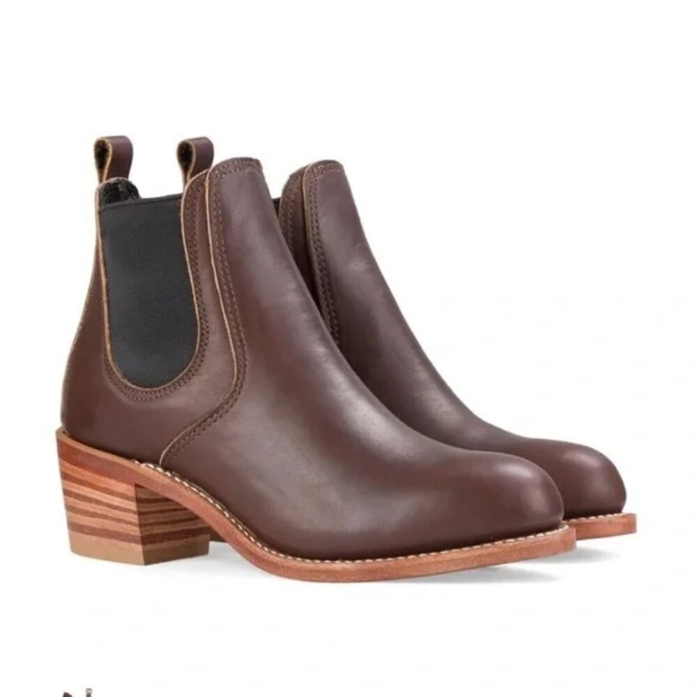 Red Wing Heritage - Harriet Boot in Mahogany Leather - Size 7
